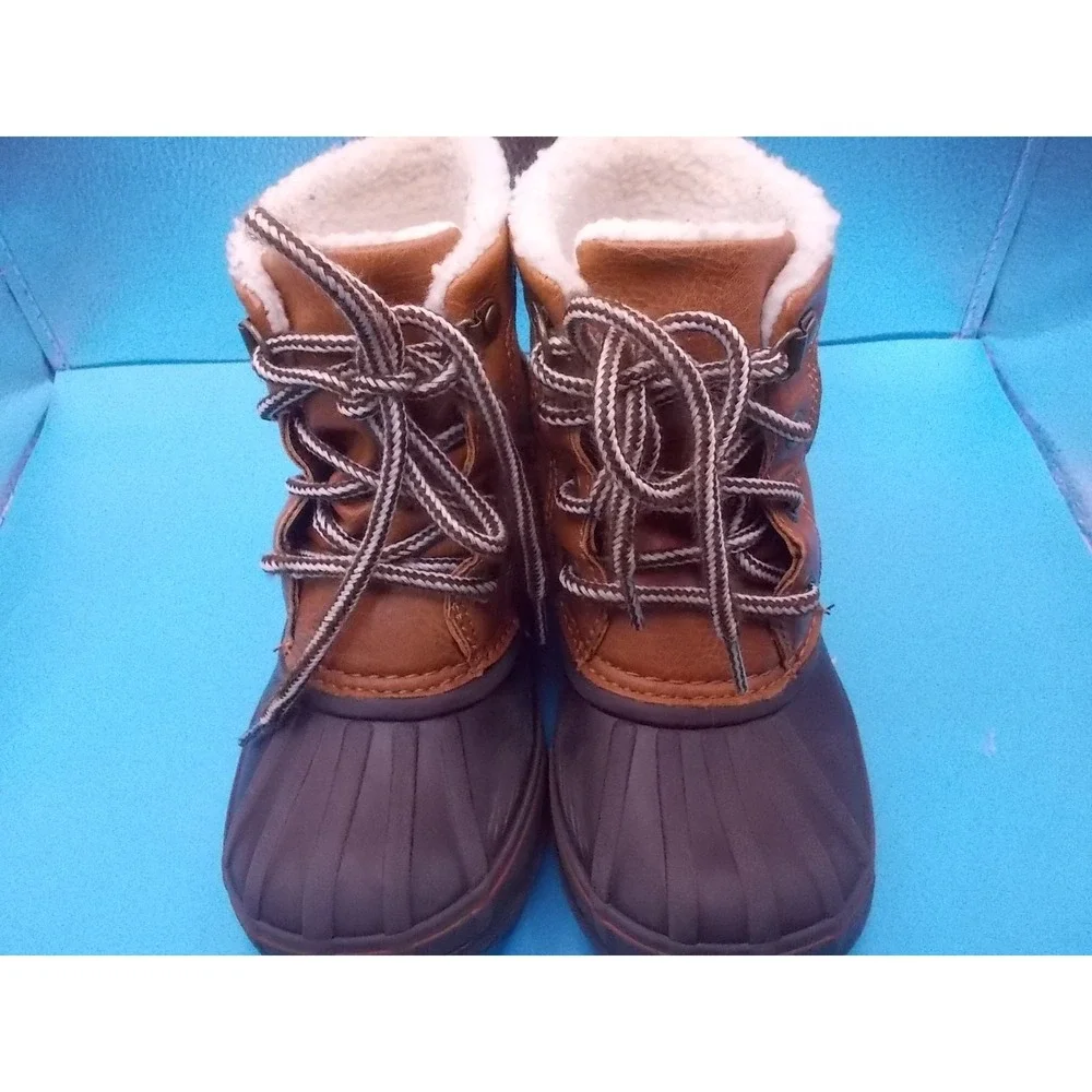 London Fog Kids Brown Tan Faux Shearling Lined Duck Boots Size 11